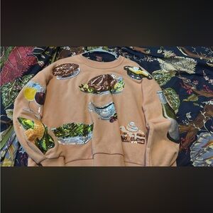 Queen of sparkles thanksgiving sweatshirt size
Small